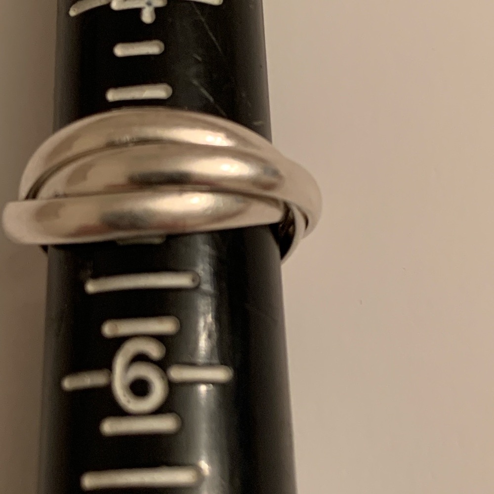 Stering Silver Triple Row Rolling Interlocking Ri… - image 3